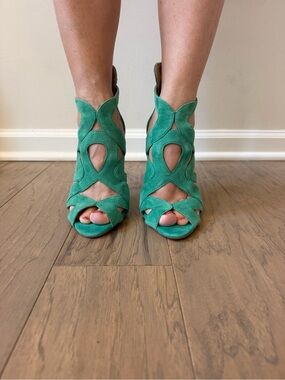 Zara Y2K Green Suede Cutout Peep-Toe Heels